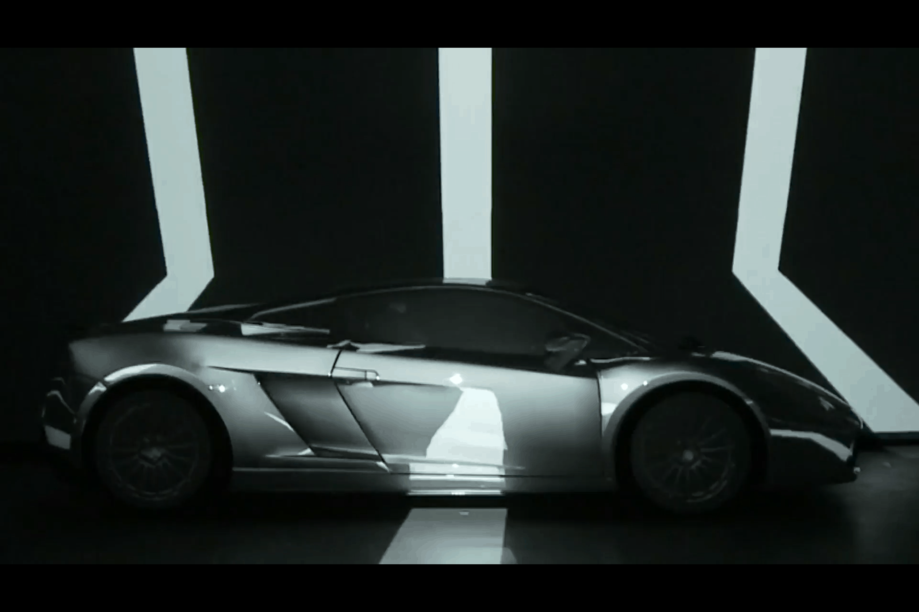 Projection mapping sur Lamborghini Gallardo Superleggera par Amethys Technologies